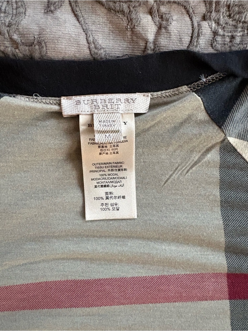 Burberry Black Cardigan with Beige Plaid Liner - Picture 5 of 6